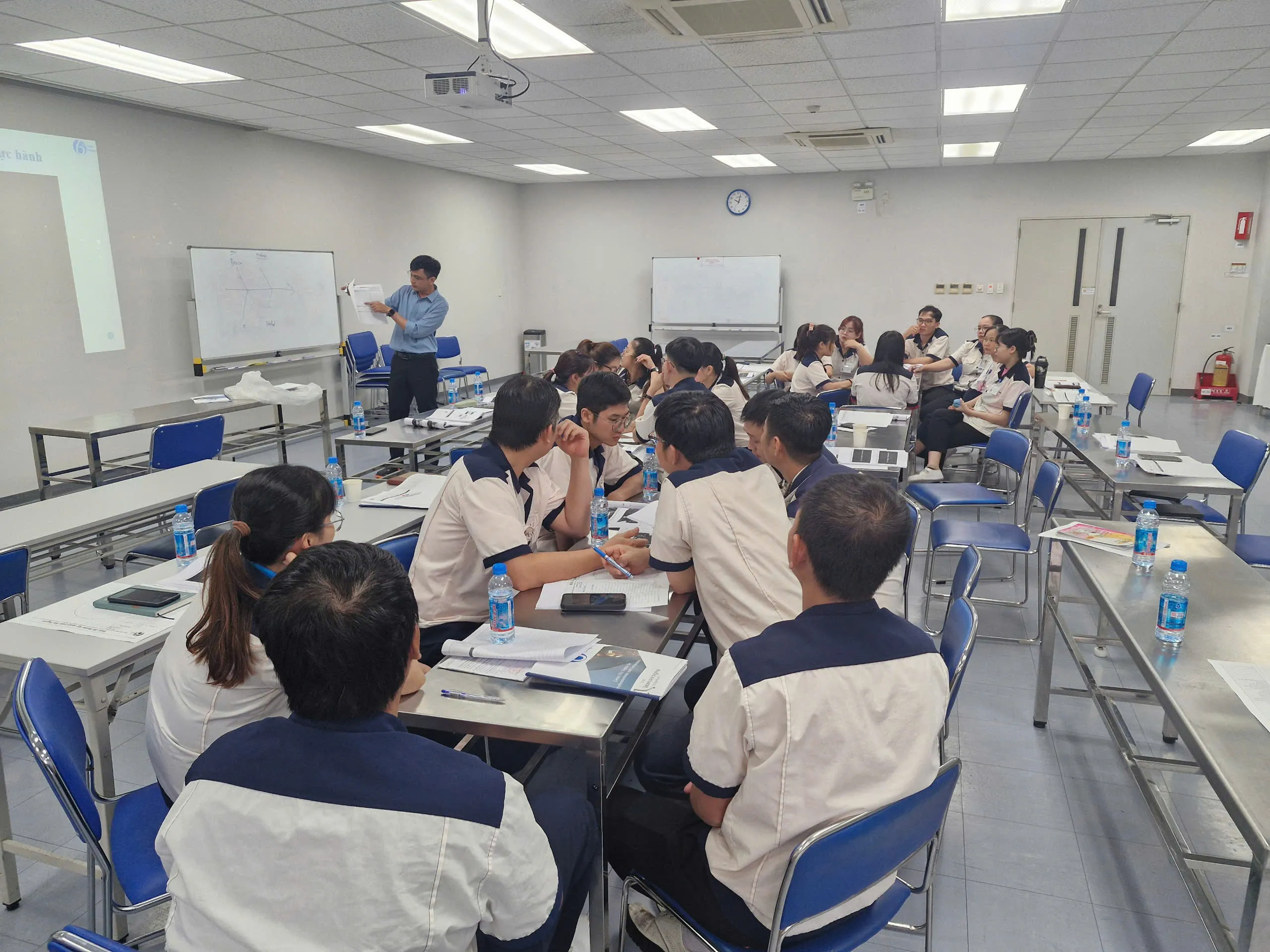 Lean Six Sigma Yellow Belt (Lần 1)- Hoya Lens Bình Dương